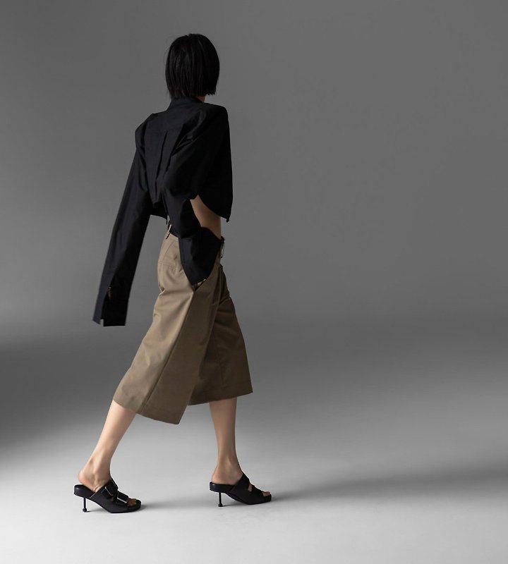 Paper Moon - Korean Women Fashion - #restrostyle - Classic Shoulder Pad Crop Button-Down Shirt - 4