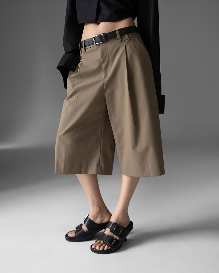 Paper Moon - Korean Women Fashion - #thatsdarling - Classic Wide Fit Bermuda Trousers - 7