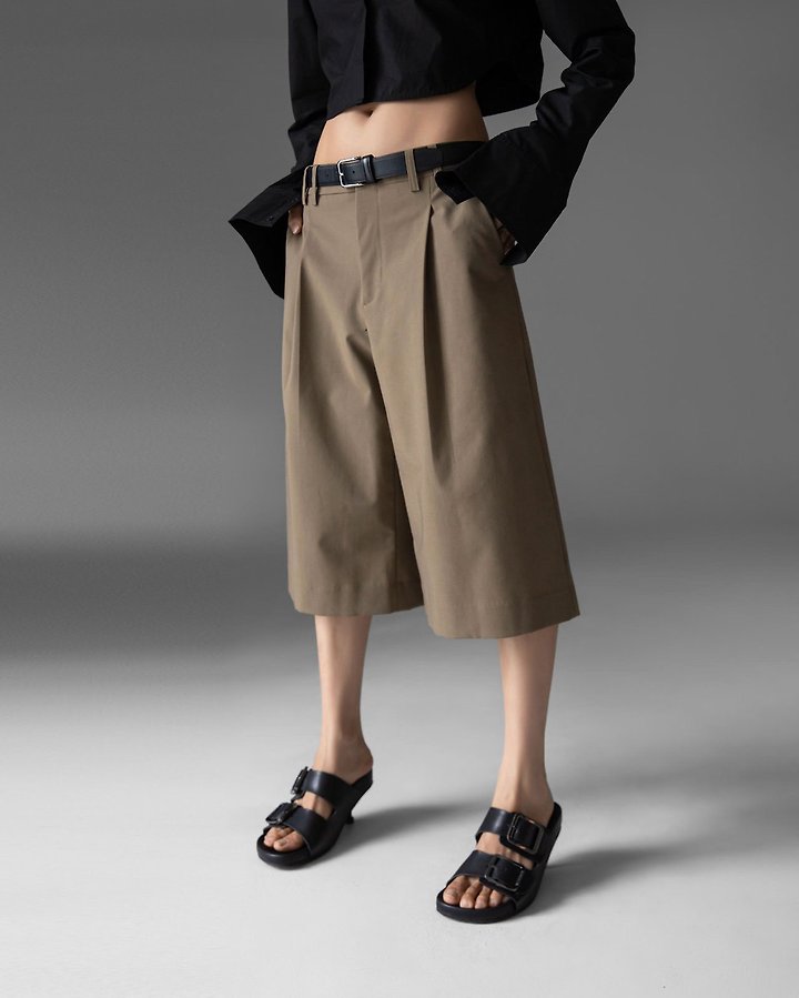 Paper Moon - Korean Women Fashion - #thelittlethings - Classic Wide Fit Bermuda Trousers - 8