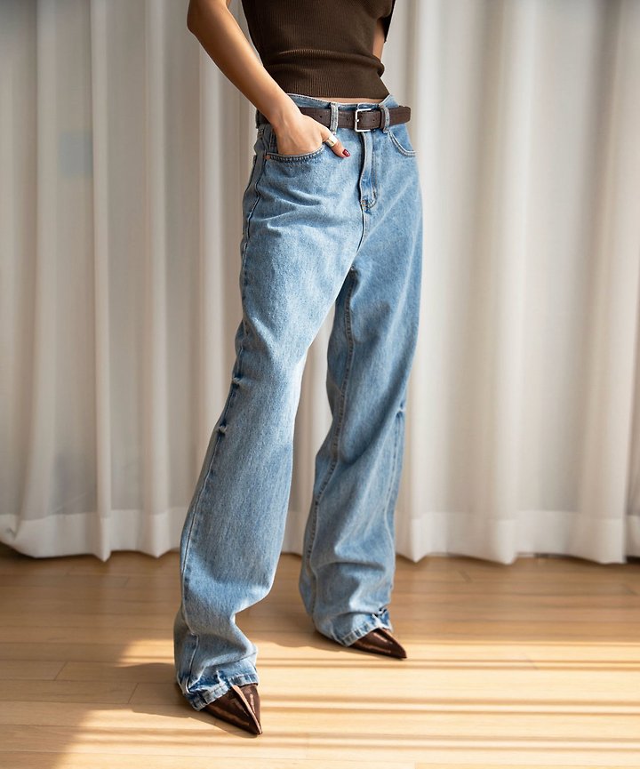 Paper Moon - Korean Women Fashion - #thatsdarling - Classic Domingo Detail Straight Denim Pants - 4
