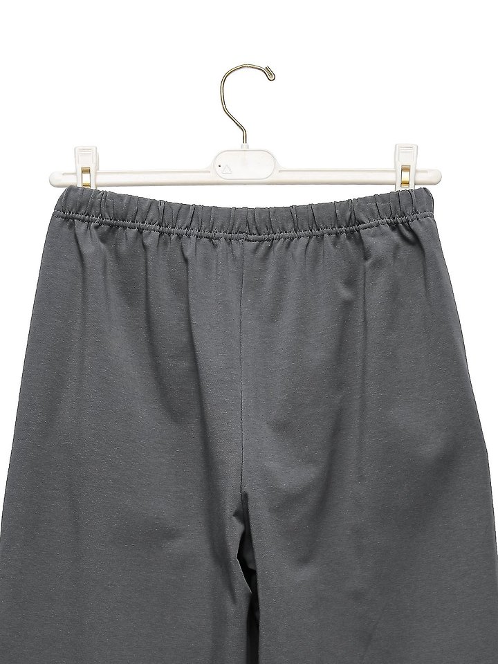 Paper Moon - Korean Women Fashion - #vintageinspired - Curved Balloon Leg Jersey Pants - 11