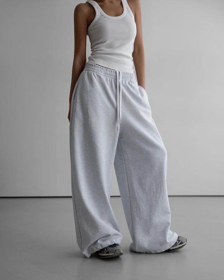 Paper Moon - Korean Women Fashion - #womensfashion - Classic Oversized Fit Two-Way Sweatpants - 3