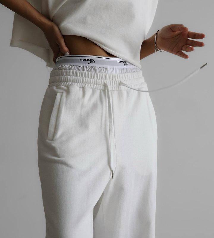 Paper Moon - Korean Women Fashion - #momslook - Cut-Out Detail Wide Sweat Trousers - 4