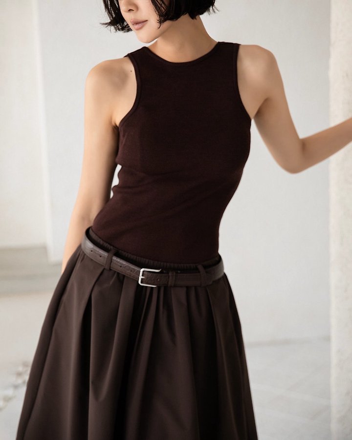Paper Moon - Korean Women Fashion - #momslook - Classic Backless Detail Sleeveless Knit Top - 4