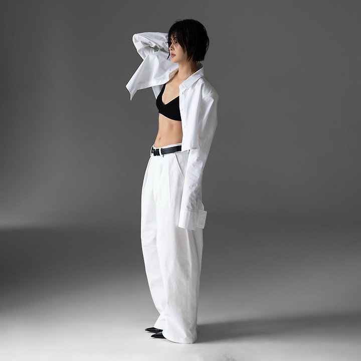Paper Moon - Korean Women Fashion - #womensfashion - Curve Volume Wide Chino Pants - 3