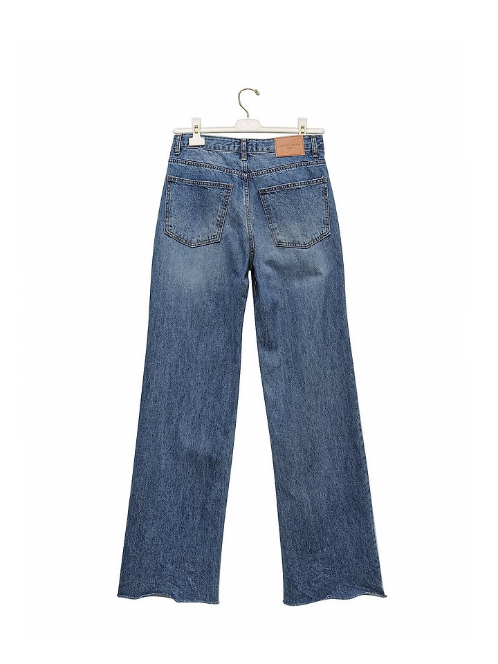 Paper Moon - Korean Women Fashion - #womensfashion - Classic Raw-Cut Wide Fit Mid Blue Jeans - 9