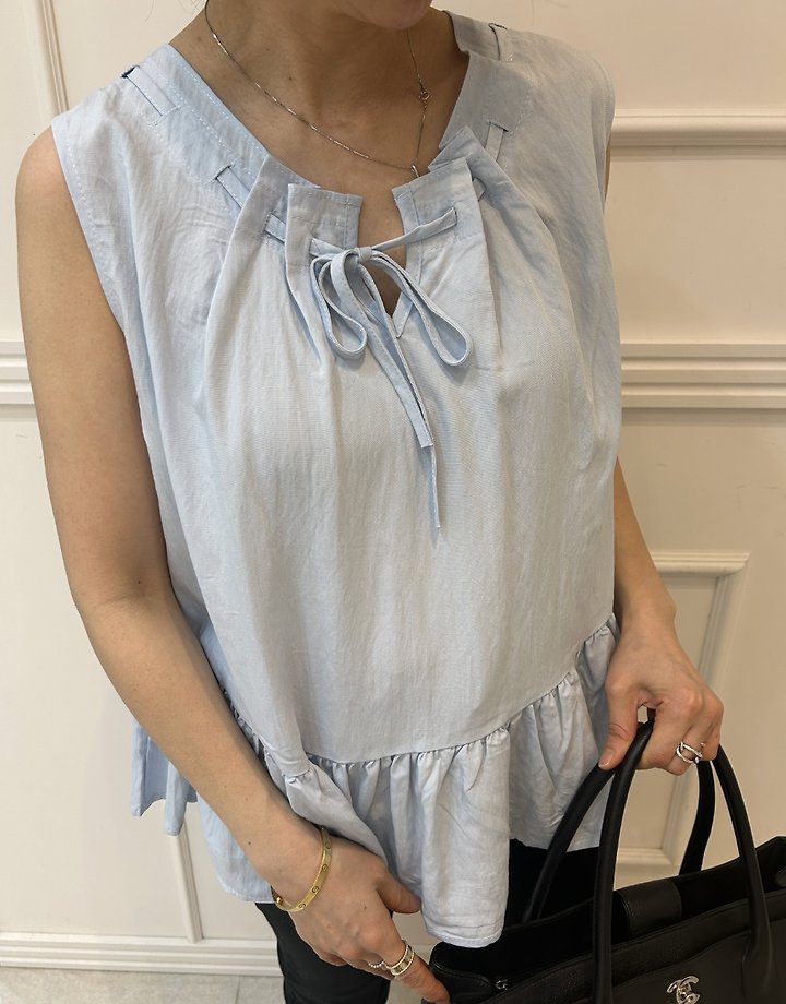 Pearls room - Korean Women Fashion - #momslook - Pintuck Strap Sleeveless Blouse - 8