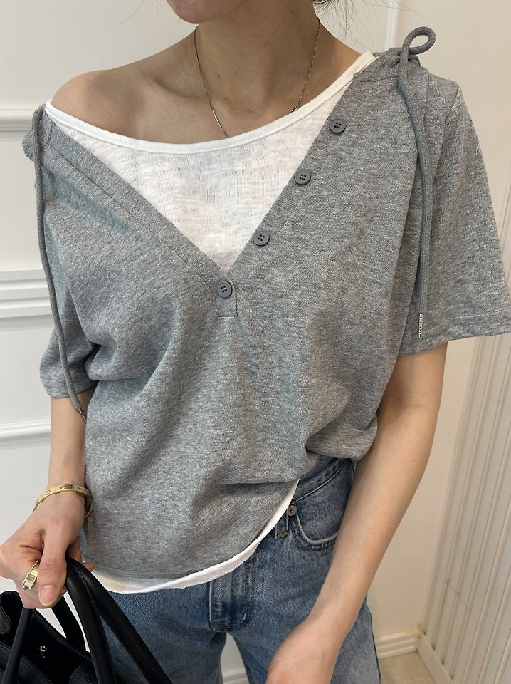 Pearls room - Korean Women Fashion - #momslook - Layered V-Neck Hoodie - 2