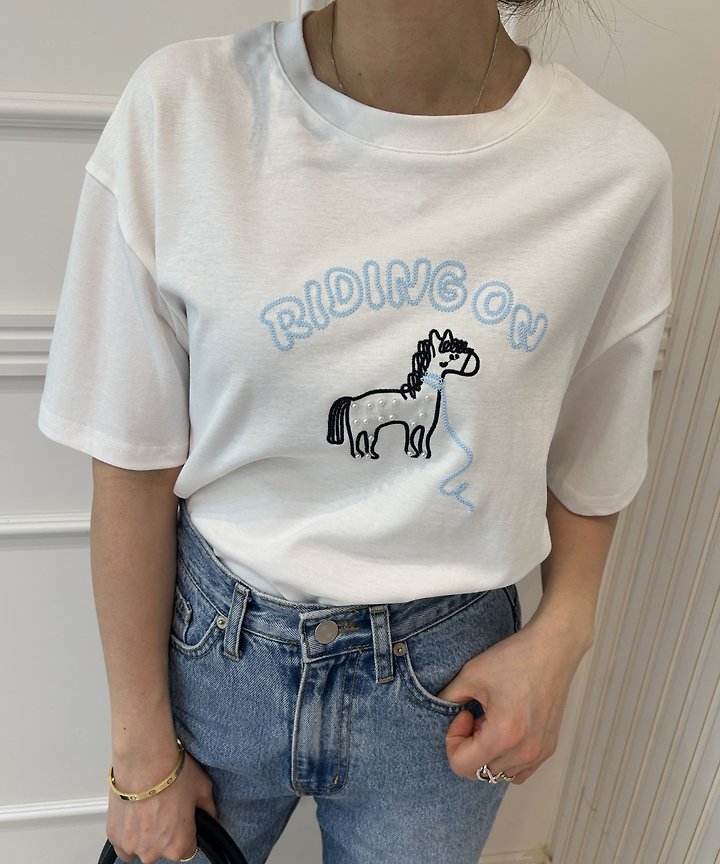 Pearls room - Korean Women Fashion - #momslook - Pony Tee - 2
