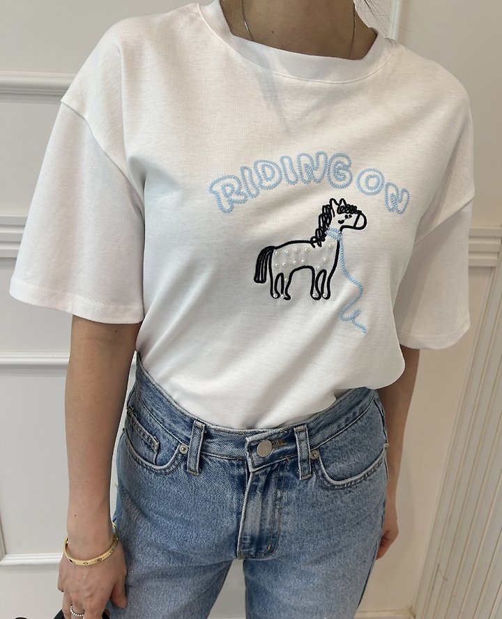 Pearls room - Korean Women Fashion - #momslook - Pony Tee - 3