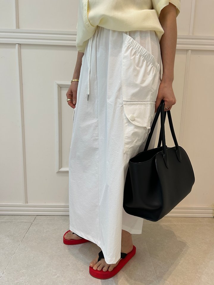 Pearls room - Korean Women Fashion - #momslook - Pocket Long Skirt - 12