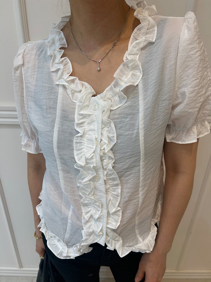 Pearls room - Korean Women Fashion - #restrostyle - Gobchang Frill Blouse - 6