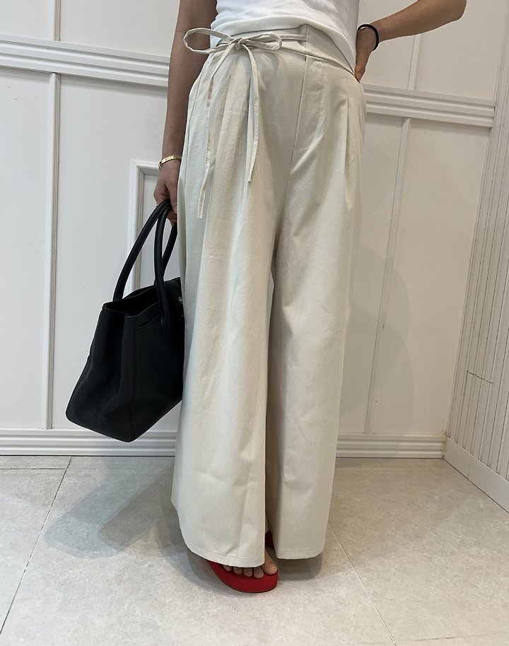 Pearls room - Korean Women Fashion - #restrostyle - String Pintuck Pants - 5