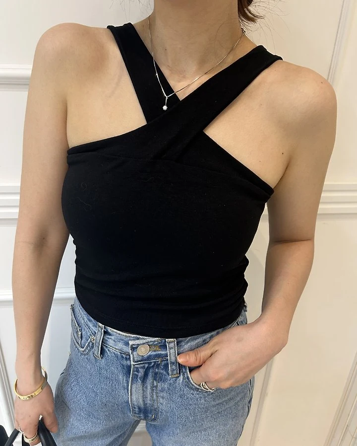 Pearls room - Korean Women Fashion - #romanticstyle - Twist Sleeveless Top - 3