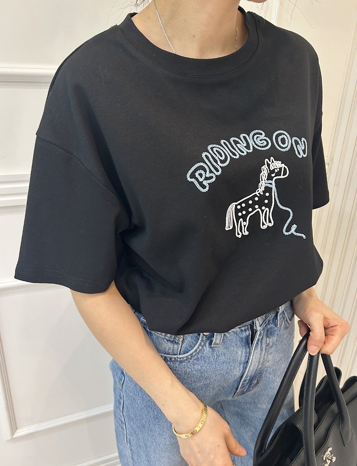 Pearls room - Korean Women Fashion - #thelittlethings - Pony Tee - 12