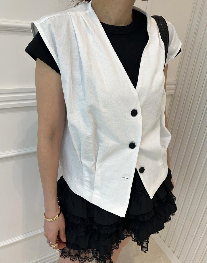 Pearls room - Korean Women Fashion - #thelittlethings - Pintuck Vest - 9