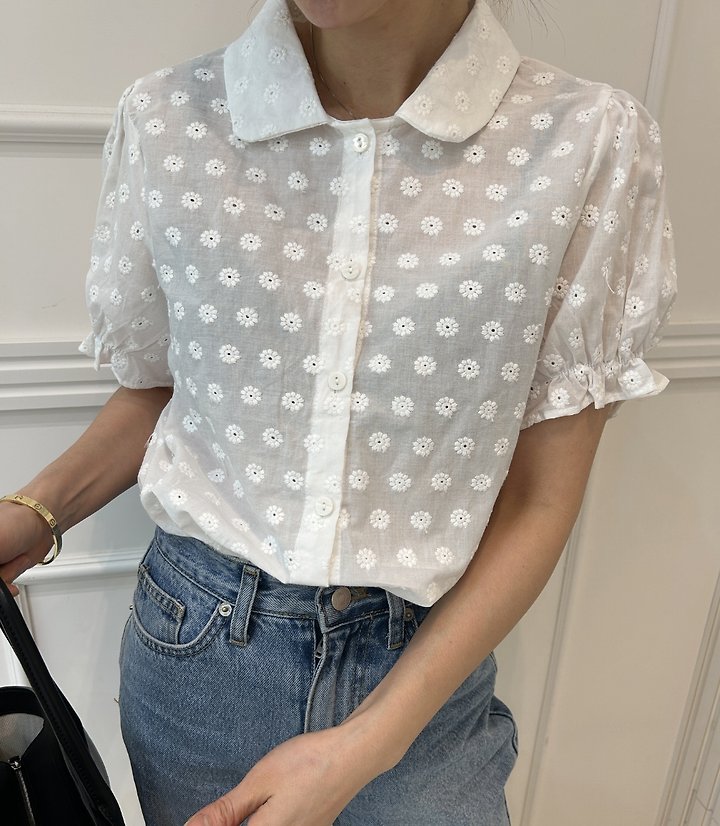 Pearls room - Korean Women Fashion - #thelittlethings - Embroidered Blouse - 2
