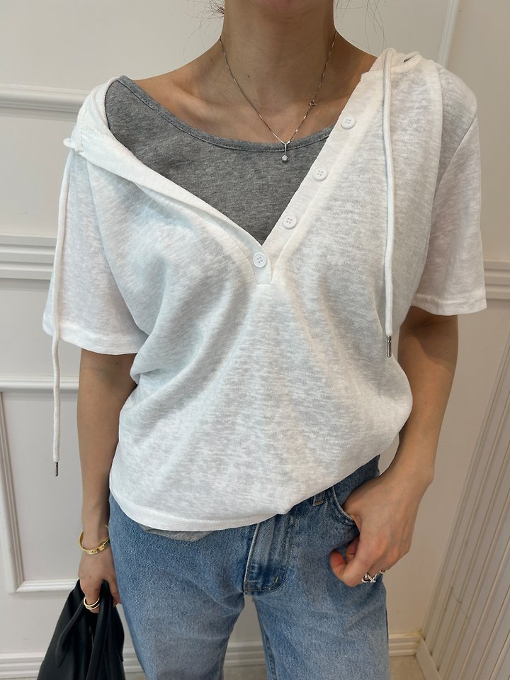 Pearls room - Korean Women Fashion - #vintagekidsstyle - Layered V-Neck Hoodie - 7