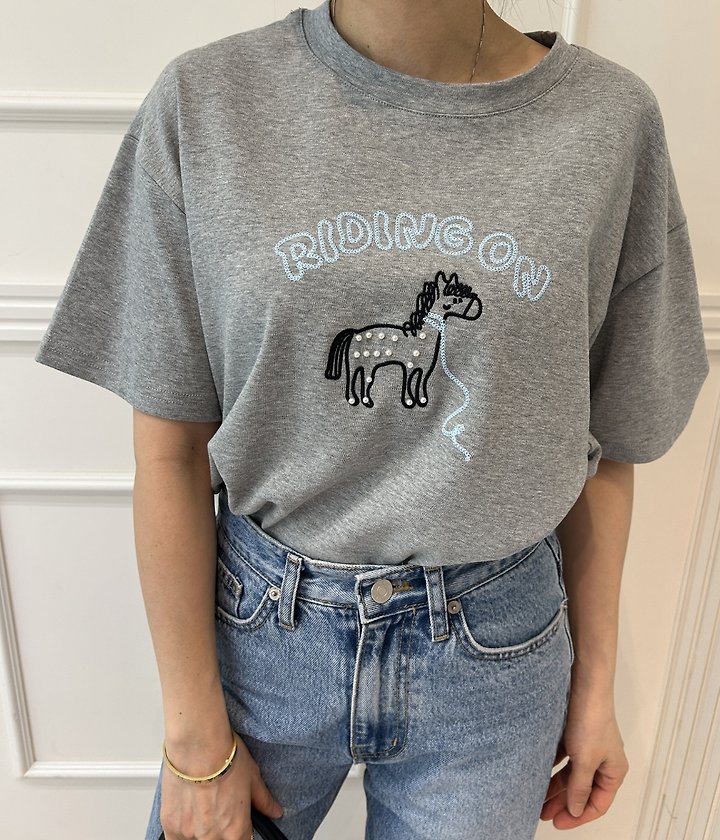 Pearls room - Korean Women Fashion - #vintagekidsstyle - Pony Tee - 6