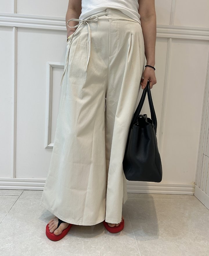 Pearls room - Korean Women Fashion - #vintagekidsstyle - String Pintuck Pants - 3
