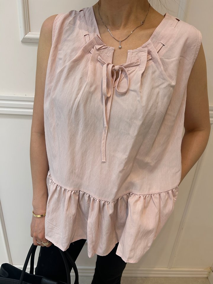 Pearls room - Korean Women Fashion - #womensfashion - Pintuck Strap Sleeveless Blouse - 3
