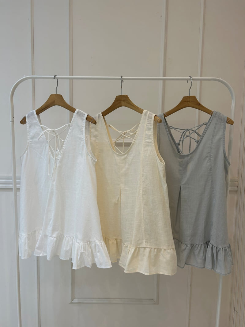 Pearls room - Korean Women Fashion - #womensfashion - Back String Frill Sleeveless Blouse