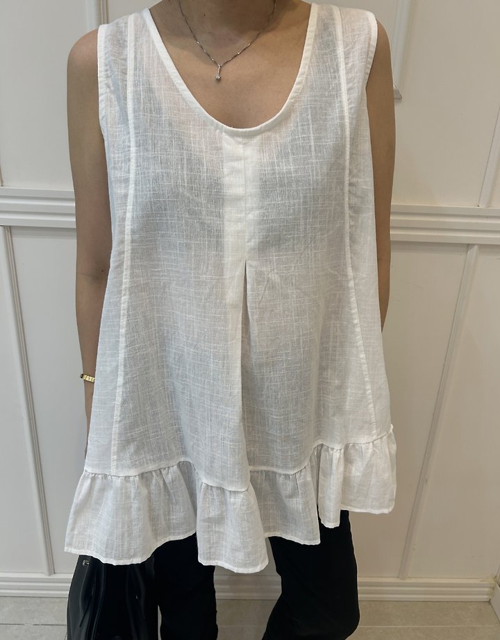 Pearls room - Korean Women Fashion - #womensfashion - Back String Frill Sleeveless Blouse - 11