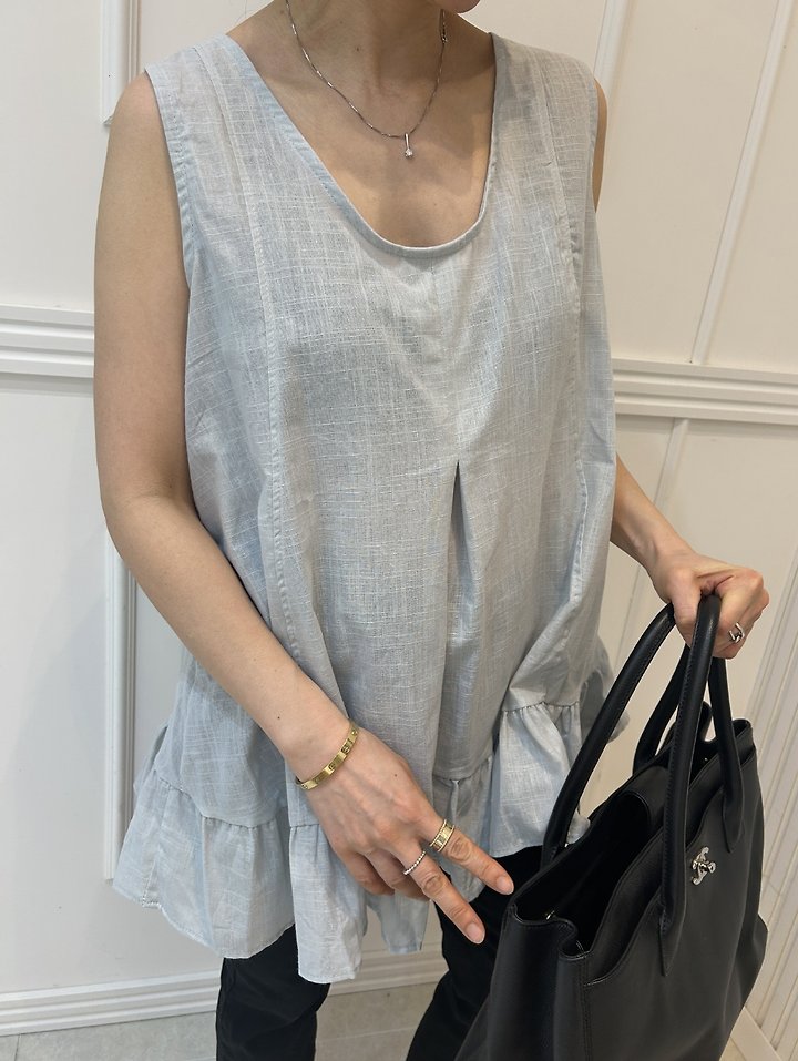 Pearls room - Korean Women Fashion - #womensfashion - Back String Frill Sleeveless Blouse - 3