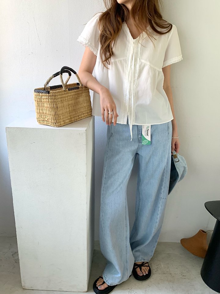 Pomelo - Korean Women Fashion - #momslook - Lia Frill Blouse - 11
