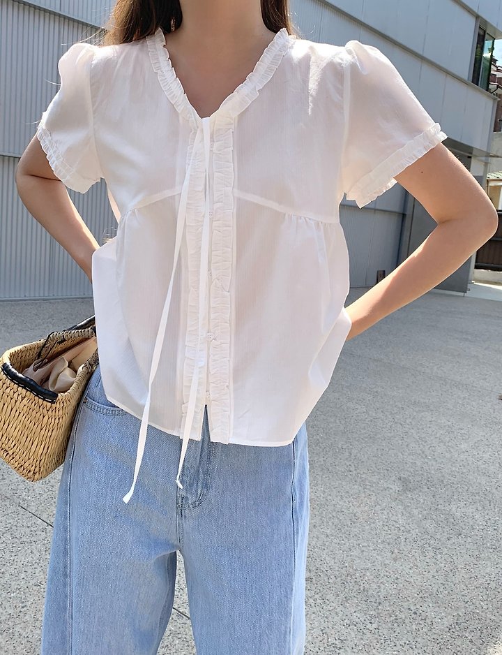 Pomelo - Korean Women Fashion - #womensfashion - Lia Frill Blouse - 2