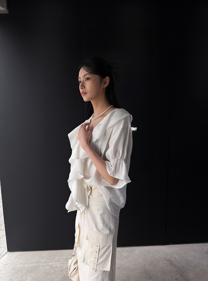Rare Closet - Korean Women Fashion - #momslook - Atte Rive Blouse - 3