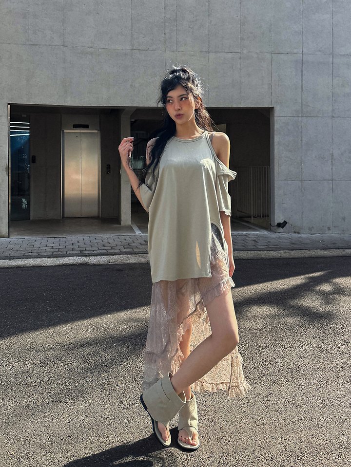 Rare Closet - Korean Women Fashion - #momslook - City Slit Boxy Tee - 7