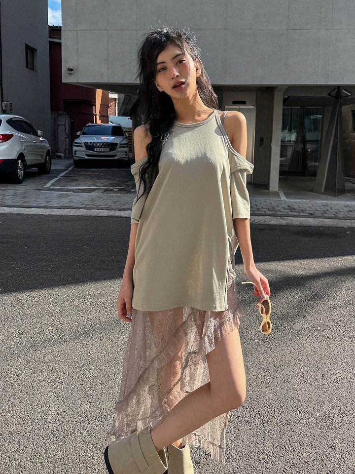 Rare Closet - Korean Women Fashion - #momslook - City Slit Boxy Tee - 9