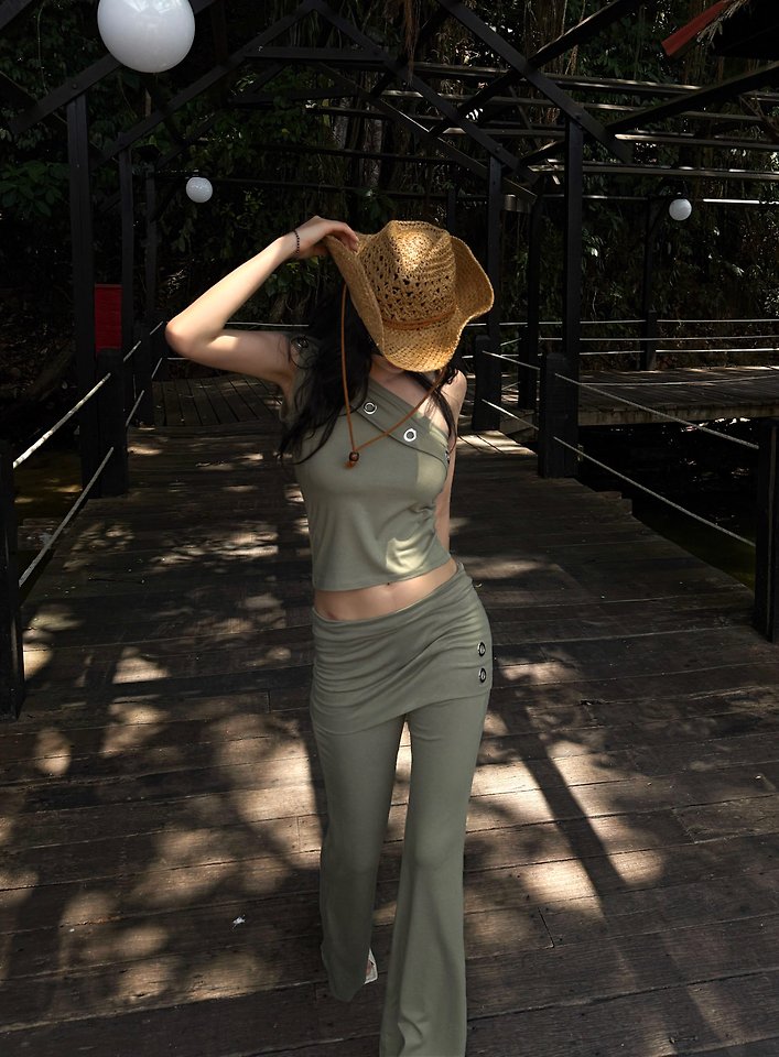 Rare Closet - Korean Women Fashion - #restrostyle - Eyelet Unbalanced Top - 6