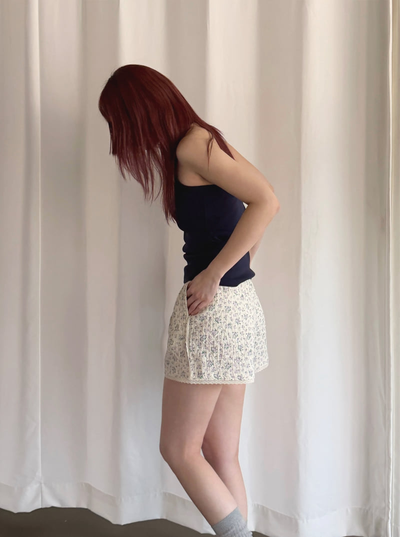Roomk - Korean Women Fashion - #momslook - Flower Pants - 7