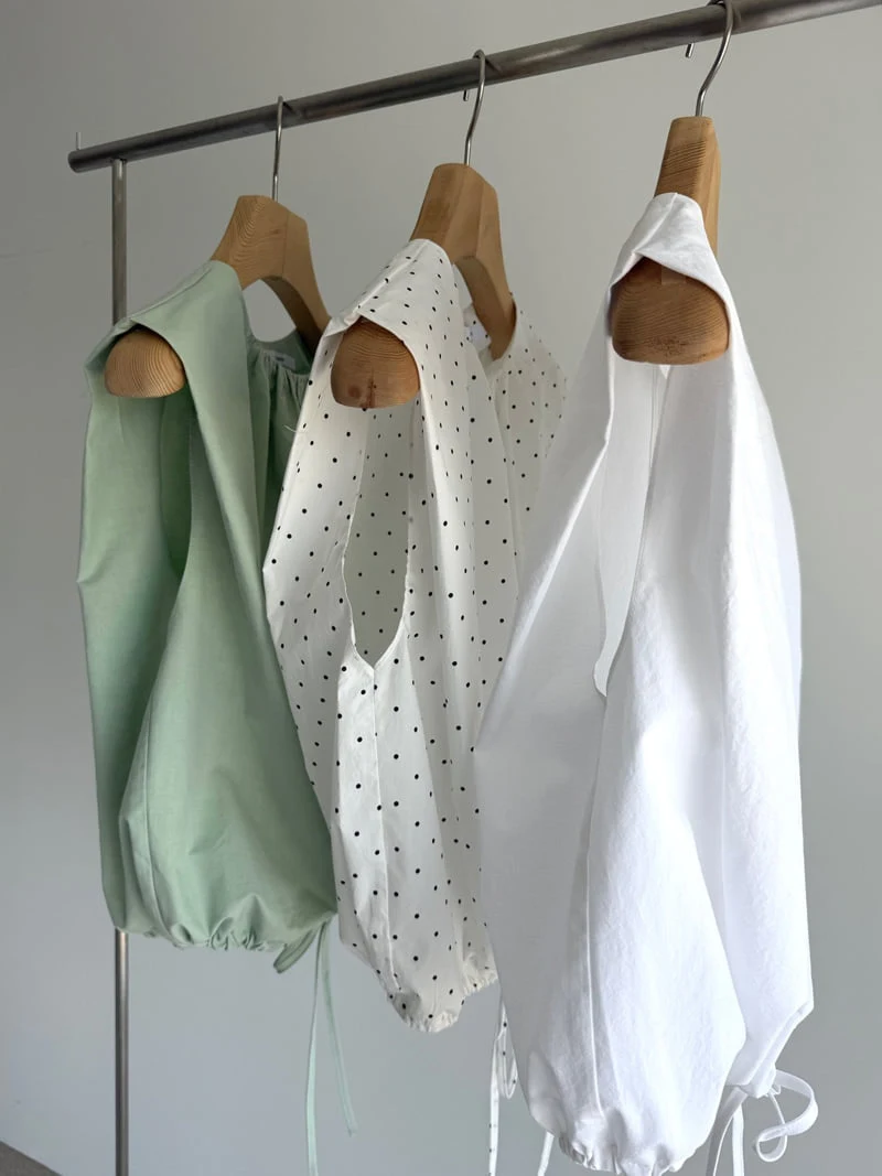 Roomk - Korean Women Fashion - #momslook - Pumpkin Blouse - 9