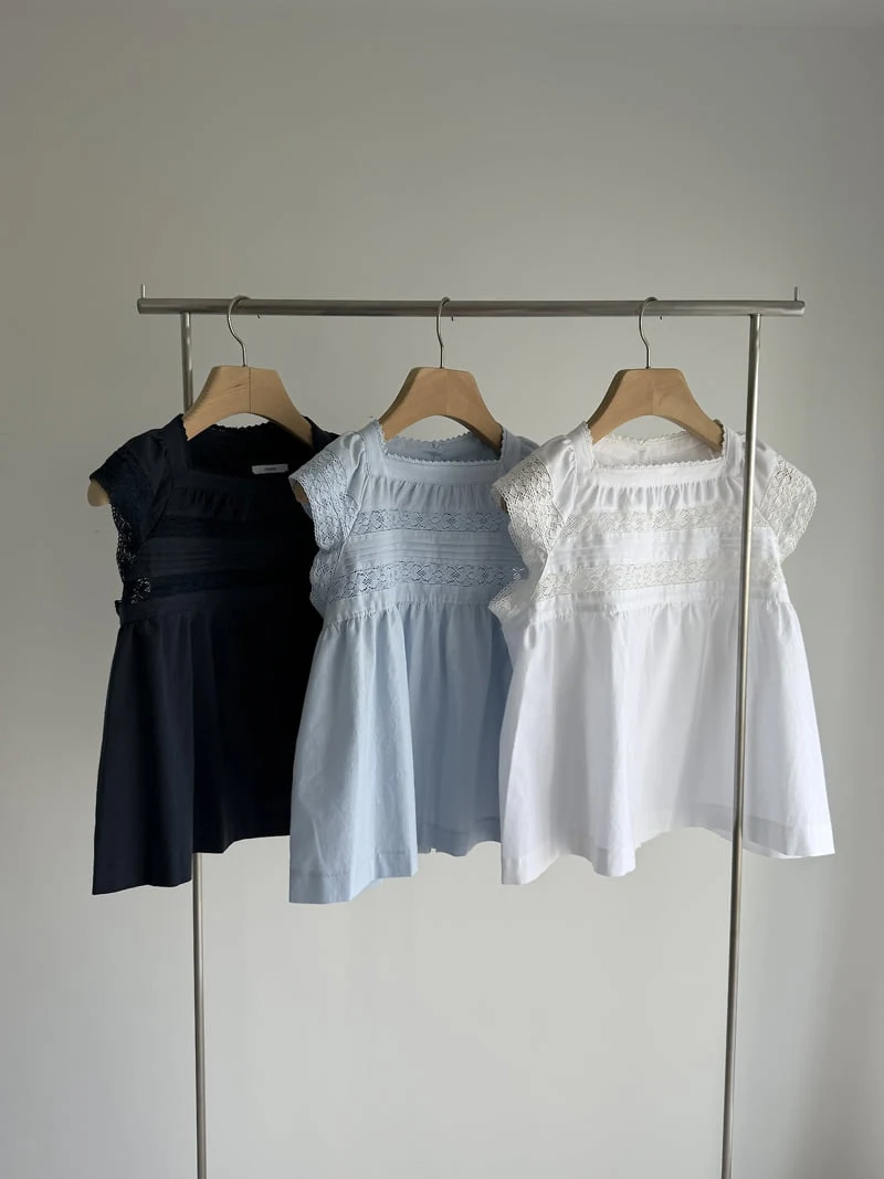 Roomk - Korean Women Fashion - #momslook - Square Lace Blouse - 5