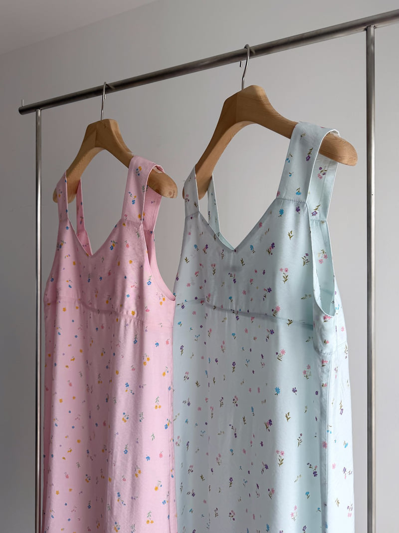 Roomk - Korean Women Fashion - #pursuepretty - Contrast Print One-Piece - 2