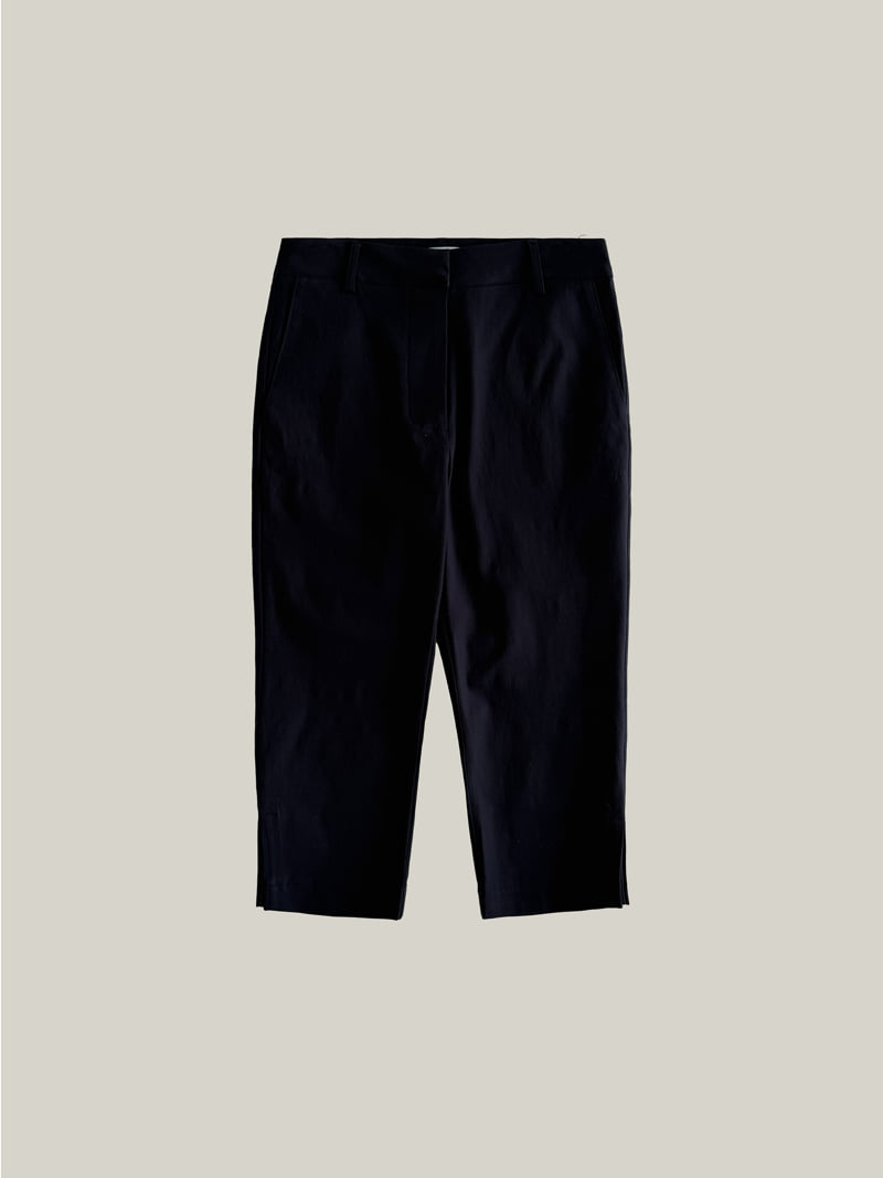 Roomk - Korean Women Fashion - #restrostyle - Bermuda Capri Pants
