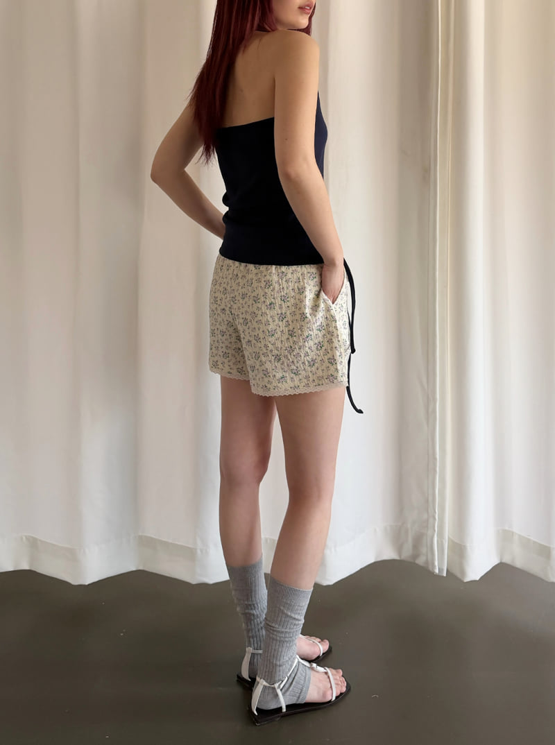 Roomk - Korean Women Fashion - #thatsdarling - Flower Pants - 4