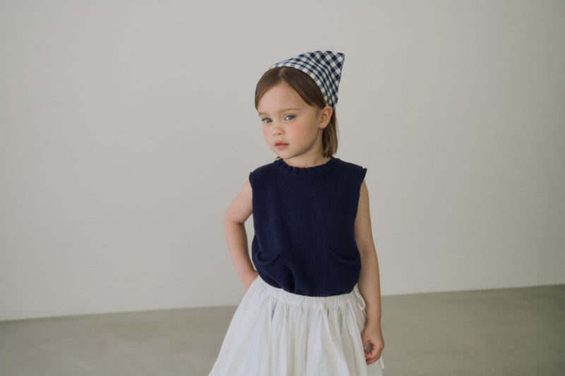 Soye - Korean Children Fashion - #discoveringself - Tabby Pocket Sleeveless Knit - 7
