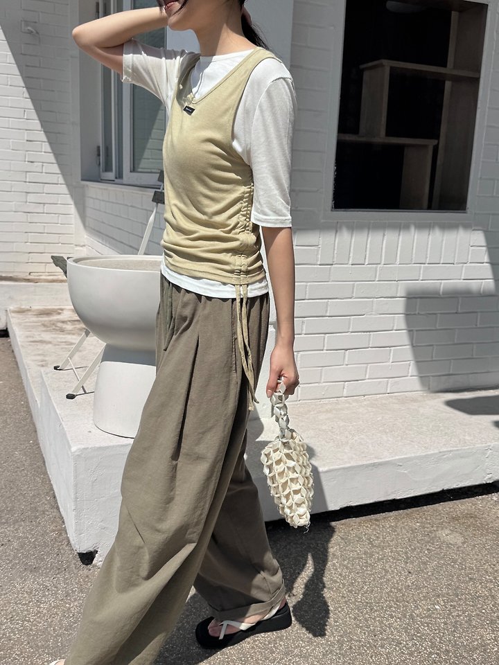 Theres - Korean Women Fashion - #momslook - Ray Sleeveless Top - 12