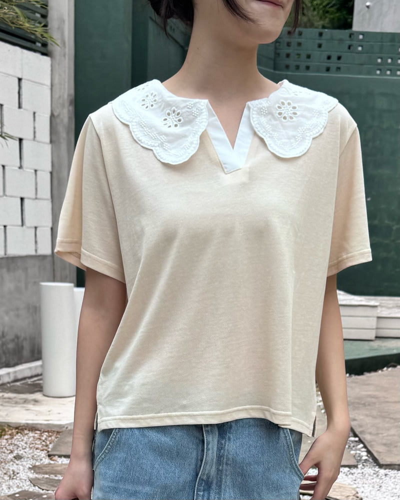 Theres - Korean Women Fashion - #shopsmall - Lace Collar Tee - 8