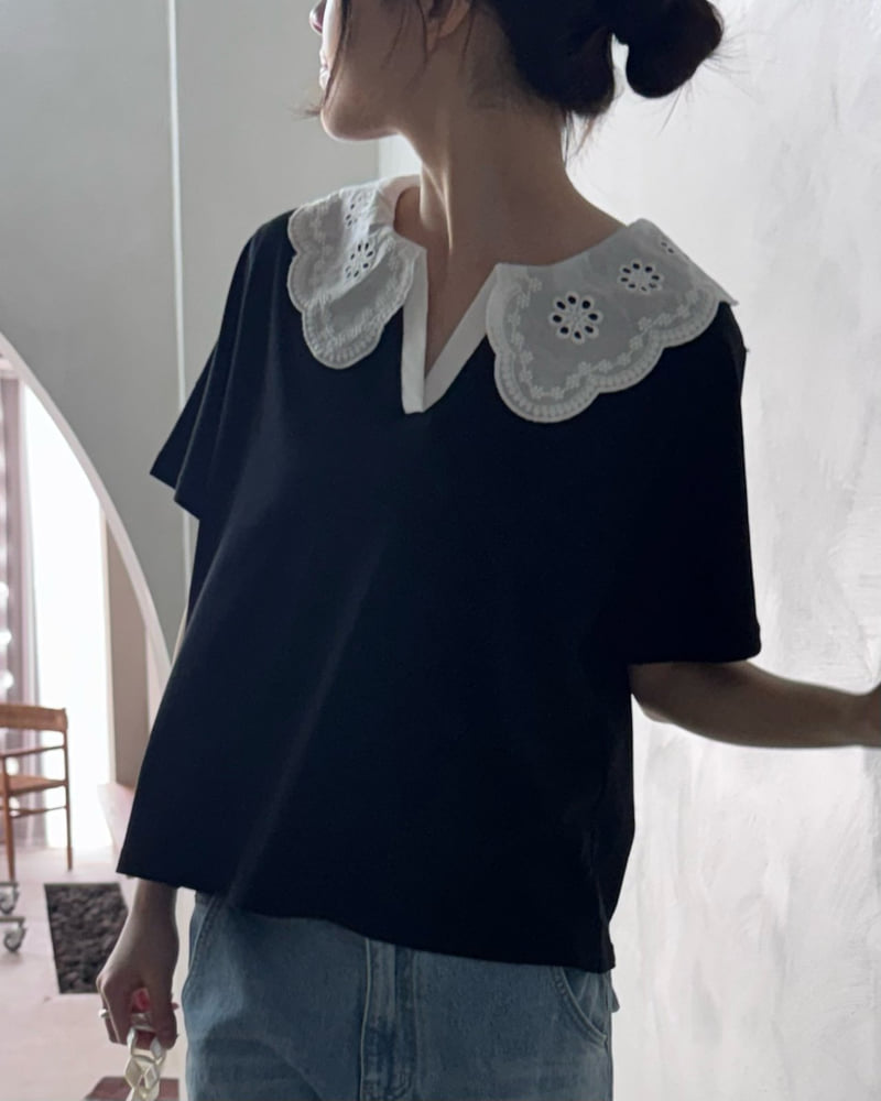 Theres - Korean Women Fashion - #vintageinspired - Lace Collar Tee - 3