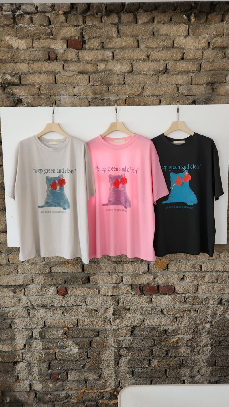 Theres - Korean Women Fashion - #womensfashion - Cat Flower Tee (Charcoal)