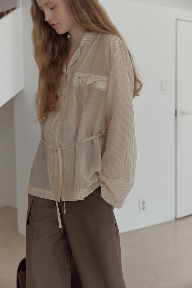 Uoov - Korean Women Fashion - #momslook - Beauté Blouse - 7