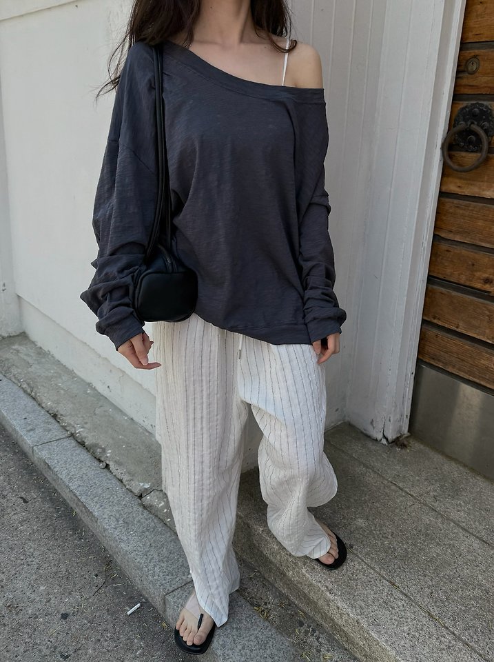 Uoov - Korean Women Fashion - #momslook - Cozy Box Tee - 3