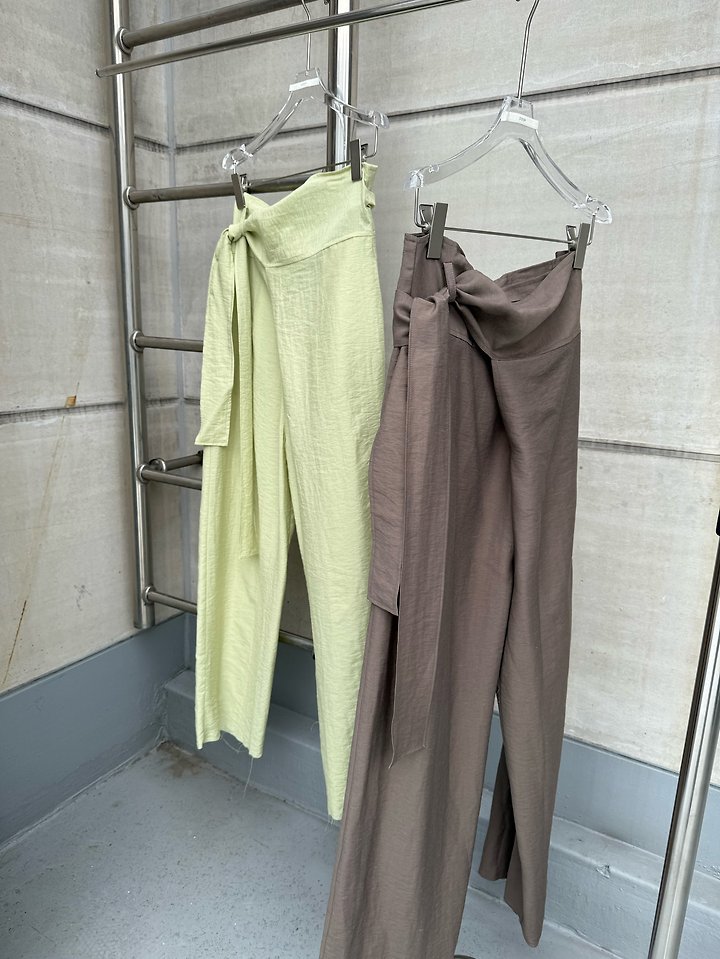 Uoov - Korean Women Fashion - #romanticstyle - Ribbon Wrap Pants