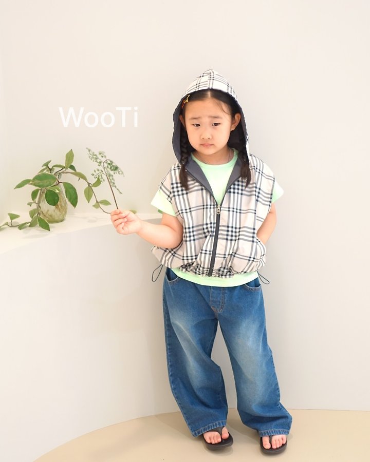 Wooti - Korean Children Fashion - #prettylittlegirls - Reversible Hood Vest - 8