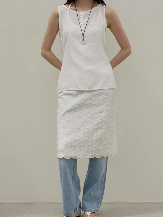 Flora Embroidered Banding Skirt Flora Embroidered Banding Skirt